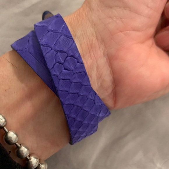 GEOX python print cow leather wrap bracelet: indigo: new with tags - Picture 5 of 5